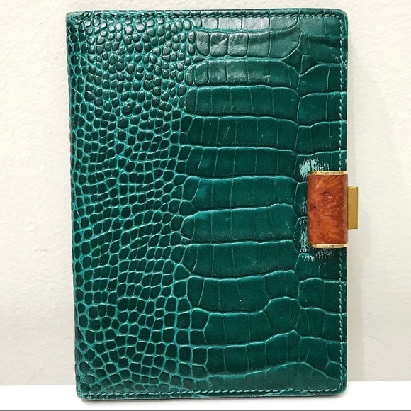 Smythson Accessories - Smythson of Bond St. Kelly Green Gold Wood Croc Embossed Leather Passport Holder